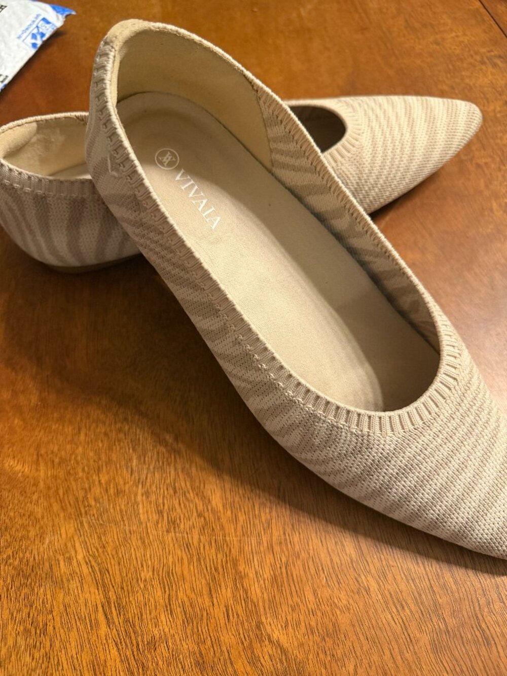 Vivaia Aria flats